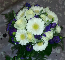 minuet lizzianthus, gerbera and rose bouquet