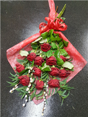 Traditional red rose bouquet