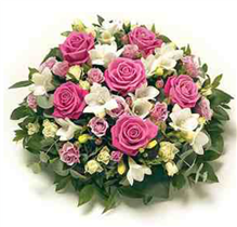 pink and white posy